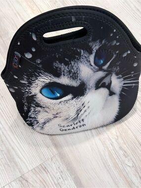 Kids Neoprene Cat Face Lunch Bag Tote - Black with Blue Eyes